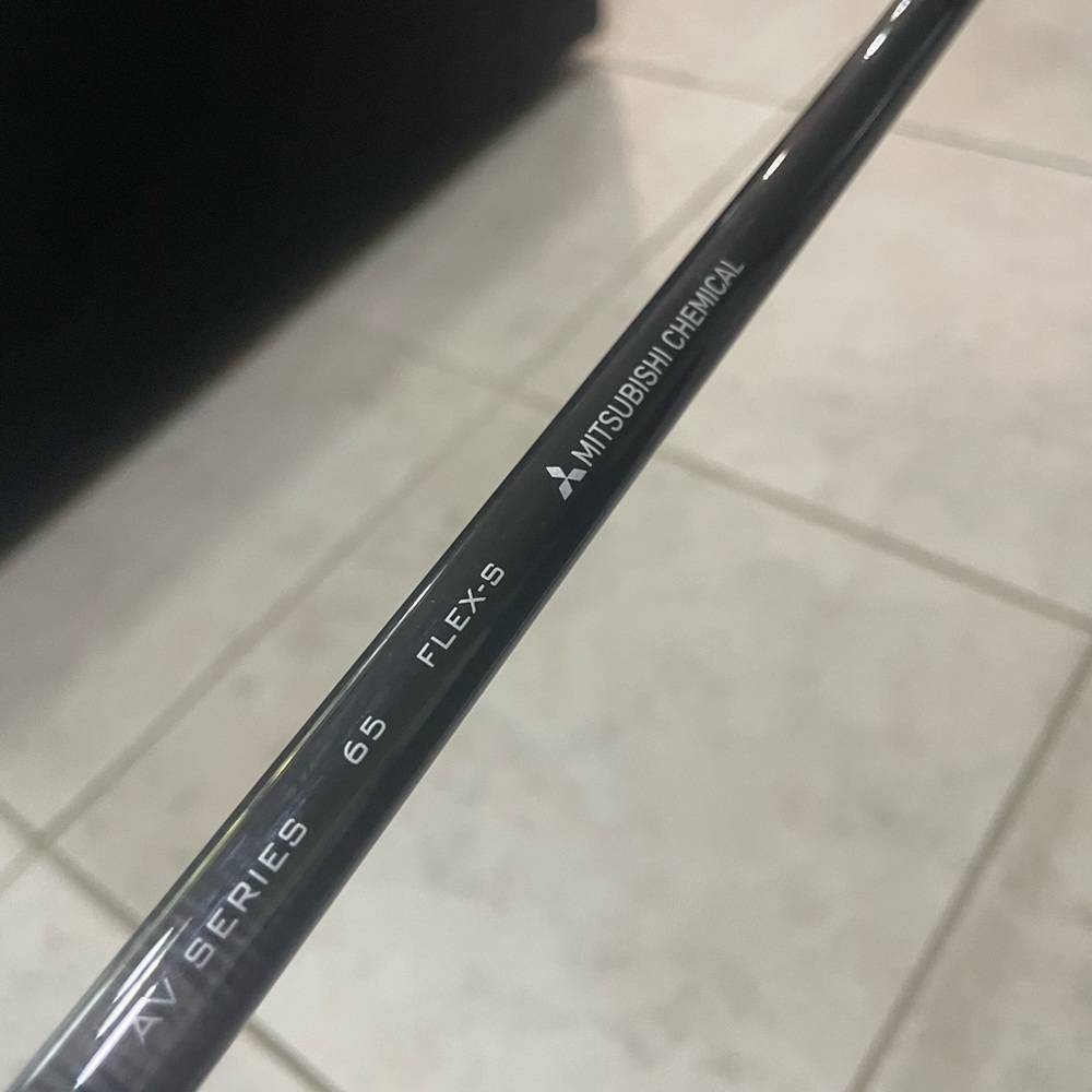 Mitsubishi Chemical Tense Graphite Shaft AV series 65 / S Flex 
Demo